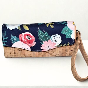 Hermosa cartera/billetera de mujer con estampado floral
