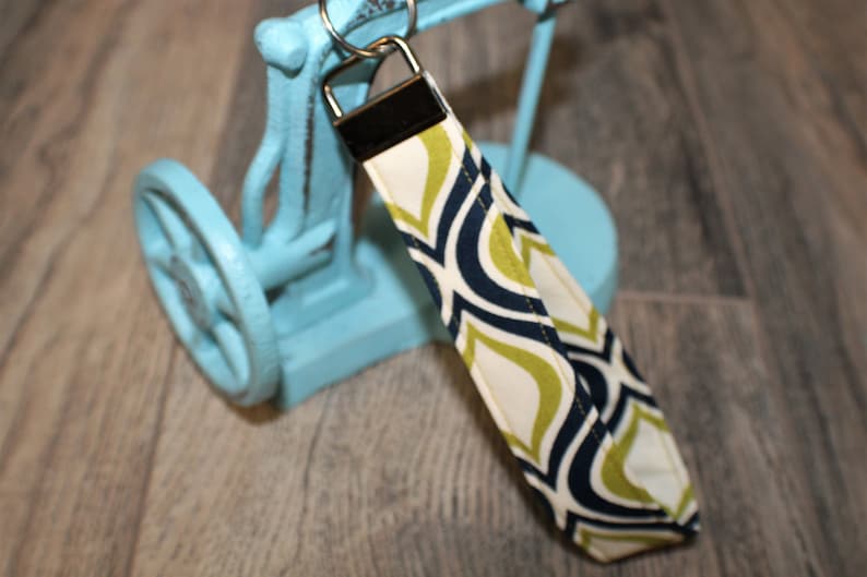 Green and Navel Blue Oval Design Key Fob Durable Wristlet Key Chain