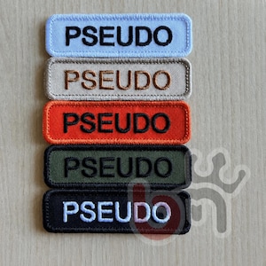 Broderad lapp – 8,5 × 2,5 cm | Anpassningsbar text | Kardborrebandslapp | Militär, Airsoft, personligt bruk och hundsele