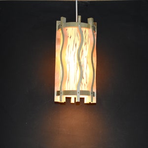 Lampe en épicéa et écorce de bouleau aspect placage lampe suspendue plafonnier image 4