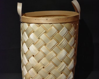 Storage basket made of Finnish pine chips 1