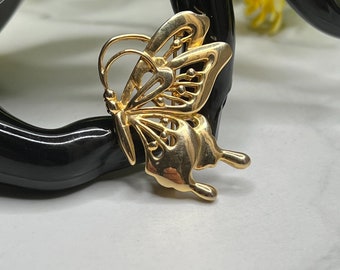 Vintage Gold Perched Butterfly Pin Brooch