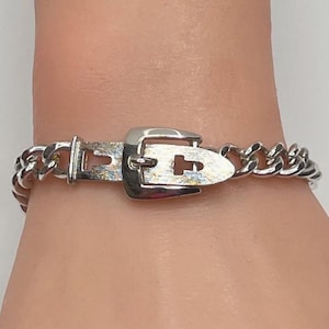 Avon Silver Tone Belt Buckle Chain Bracelet – 1980s Adjustable