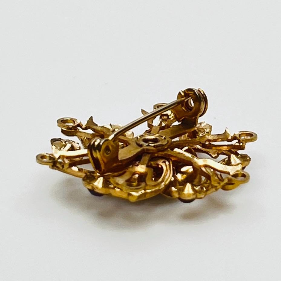 Broche Ancienne Tourbillon - Centre Pierre Style Améthyste (plaqué Argent)