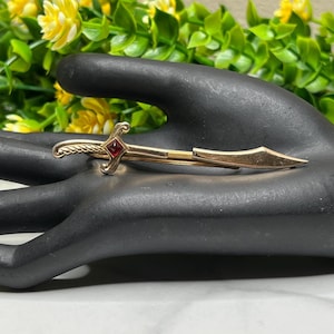 Hickok USA Ruby Red Rhinestone Saber Sword Tie Bar Clip