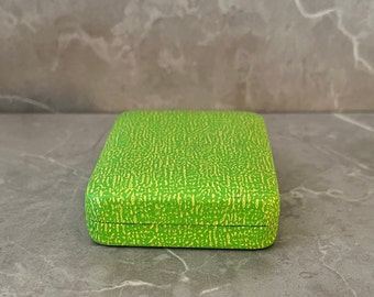 Vintage Lime Green Clam Shell Jewelry Presentation Box