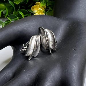 Mid Century Silver Textured Leaf Clip on Earrings