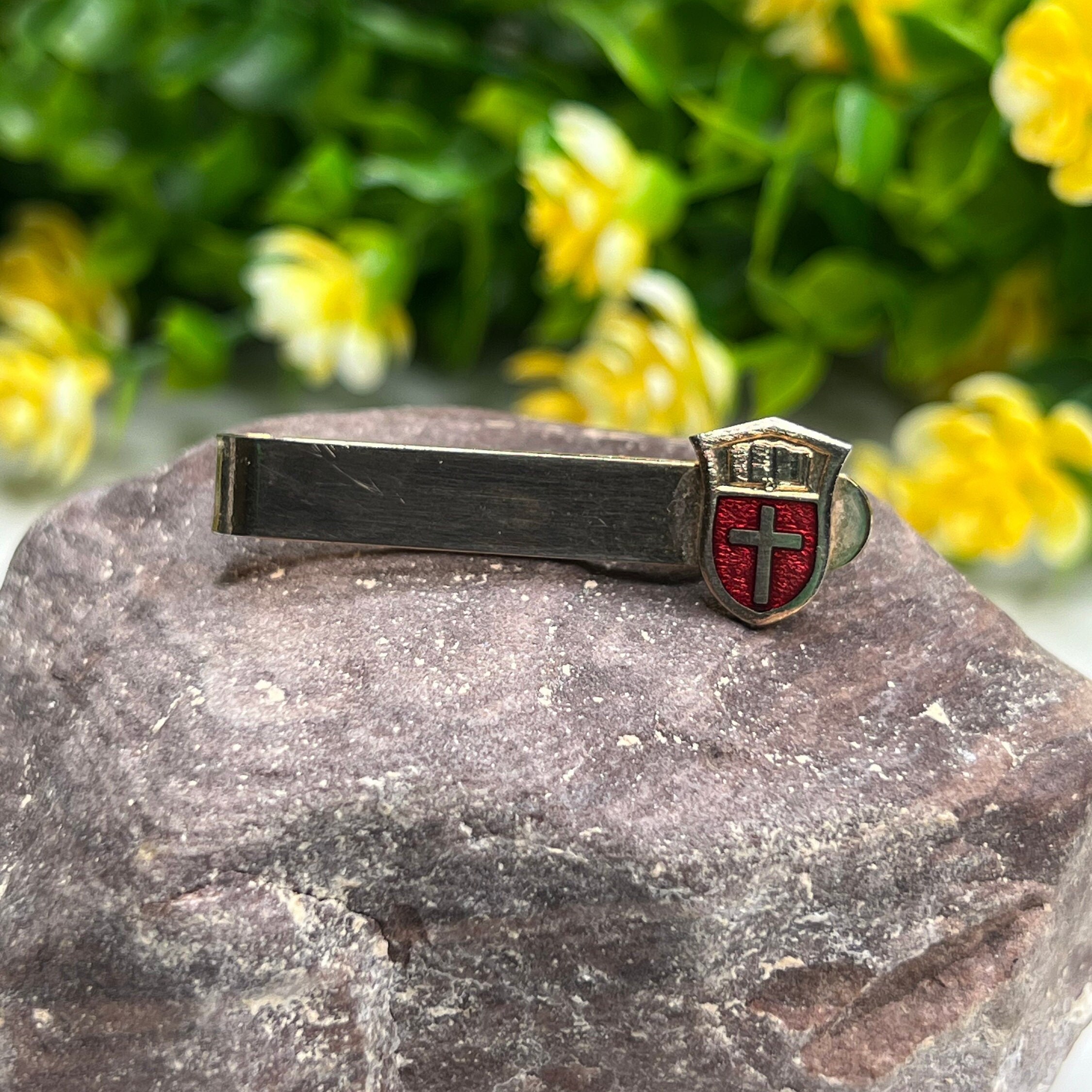 Vintage Gold Red Enamel Cross Religious Tie Bar Clip UK