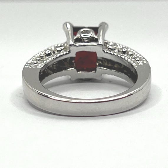 Vintage Ruby Red Rhinestone Ring – Size 6.5 Ornat… - image 7