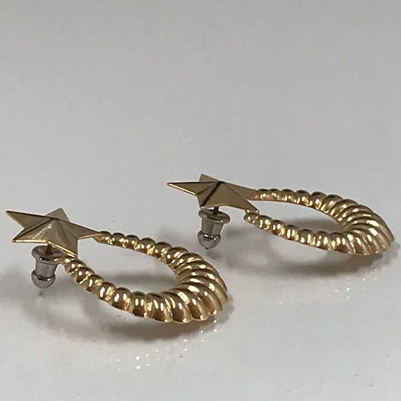 Vintage Gold Star Pierced Hoop Stud Earrings R127 - image 4