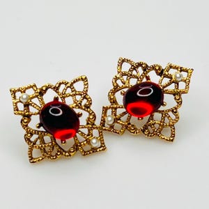 Ruby Red Gold Filigree Stud Earrings – 1970s Pierced Romantic Glam Statement