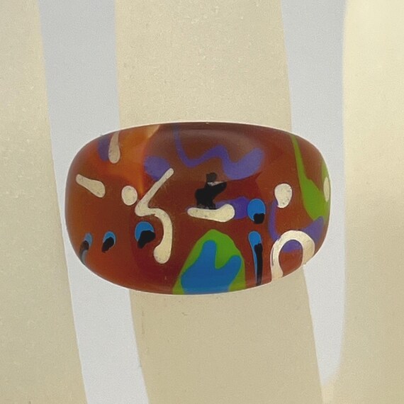 Abstract Reverse Painted Lucite Bubble Dome Ring … - image 1