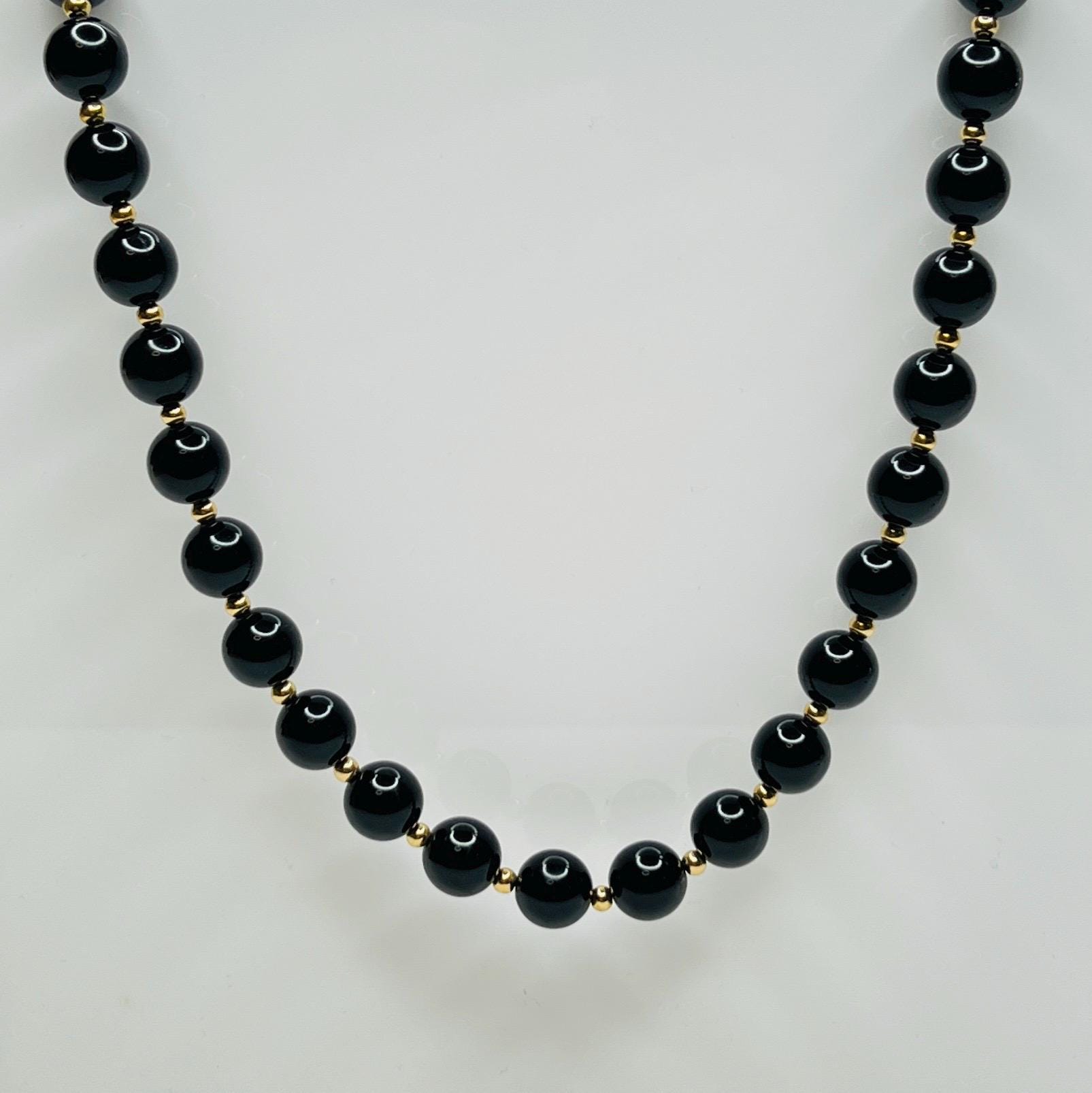 Collier Chaîne Classique Noir Par Monet – Occasion En Bon État