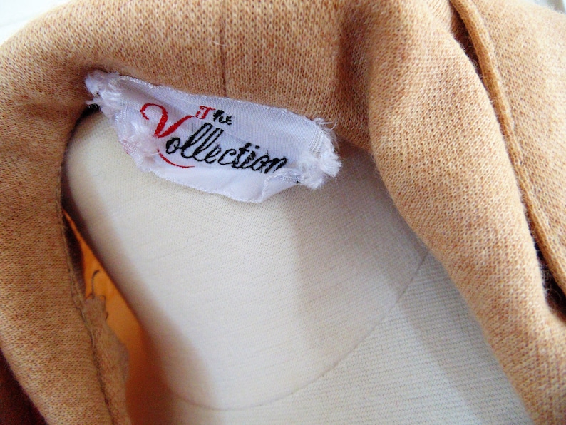 Hooded cape capetet sweater hood toggle buttons buttons small vintage hoodie