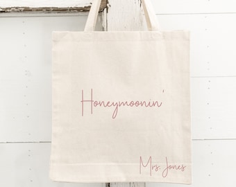 Honeymoonin' Tote - Honeymoon Tote - Mrs Tote - Bride Gift - Bride Bag - Bride Tote Bag - Bridal Shower Gift - Wedding Tote - Bride Tote