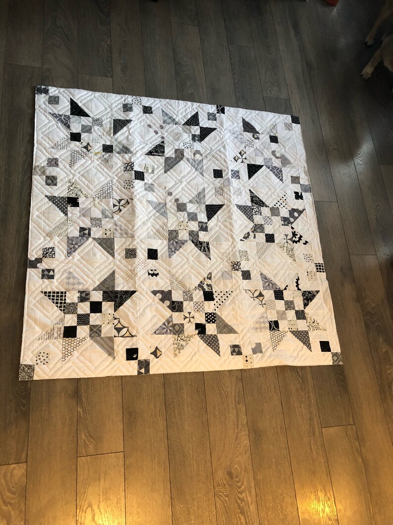 Monochromatic modern baby quilt