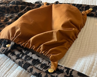 Capuche personnalisée adaptée au porte-bébé Artipoppe