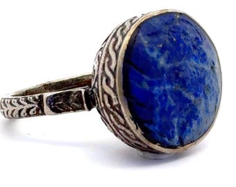Vintage Afghan lapis lazuli Ring  size 11 with nice texture