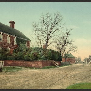 Nelson House et Main Street, Yorktown, Virginie 1902. Réimpression de carte postale vintage 8 x 10 pouces. Maisons à Nelson House (Yorktown, Virginie)