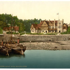Hôtel Royal Marine, Hunter's Quay, Écosse vers 1890. Photo colorisée / photochrome. carte postale vintage réimpression, 8 x 10 et plus grande disponible.