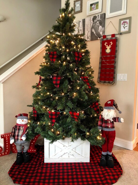 Farmhouse Style Tree Skirt - Best Home Style Inspiration