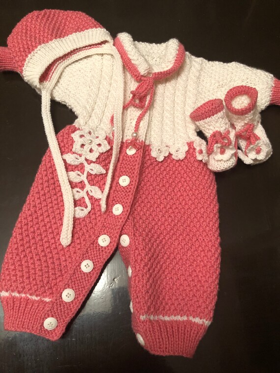 handmade woolen baby set