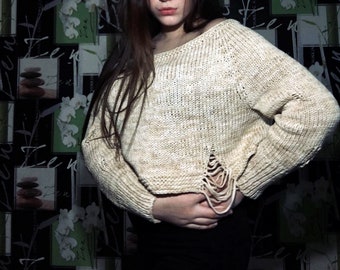 Minimalistische Beige locker stricken, beunruhigt Pullover, leichter Pullover, minimale Kleidung, gemütlich