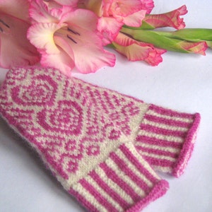 Valentine mittens for a little girl,  Hand knitted wool mittens, latvian mittens, knitted patterned mittens, knitted wool gloves, arm warmer