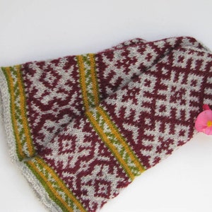 Hand knittedet ethnic mittens, Patterned wool mittens, Scandinavian winter mittens, latvian mittens with ornament, nordic sweater mittens
