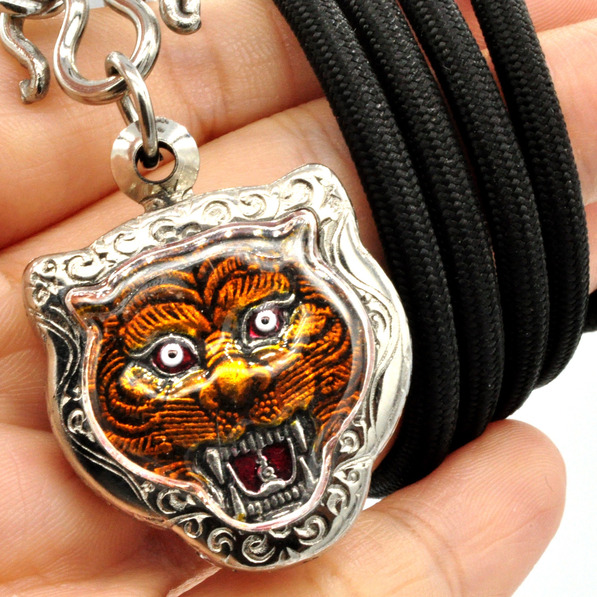 Tiger amulet effect discount