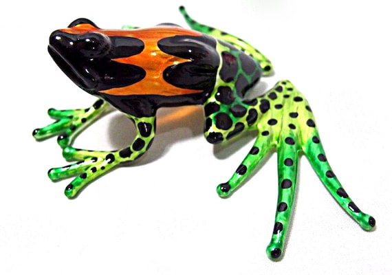 COLLECTIBLE MINIATURE HAND BLOWN Art GLASS Magic Purple Frog Animal FIGURINE