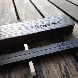Gegraveerde gepersonaliseerde fijne hout (zwart) eetstokjes met eetstokjes doos | Gegraveerde eetstokjes Gunst