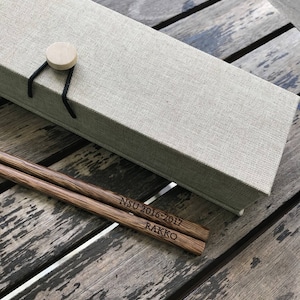Hochzeit Stäbchen - 100 Paare - personalisierte Gravur &quot;Huhn Flügel Holz&quot; Holz-Stäbchen mit Geschenk-Box