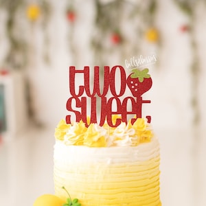 Two Sweet Strawberry Cake Topper / Strawberry Party / Twotti Frutti Party