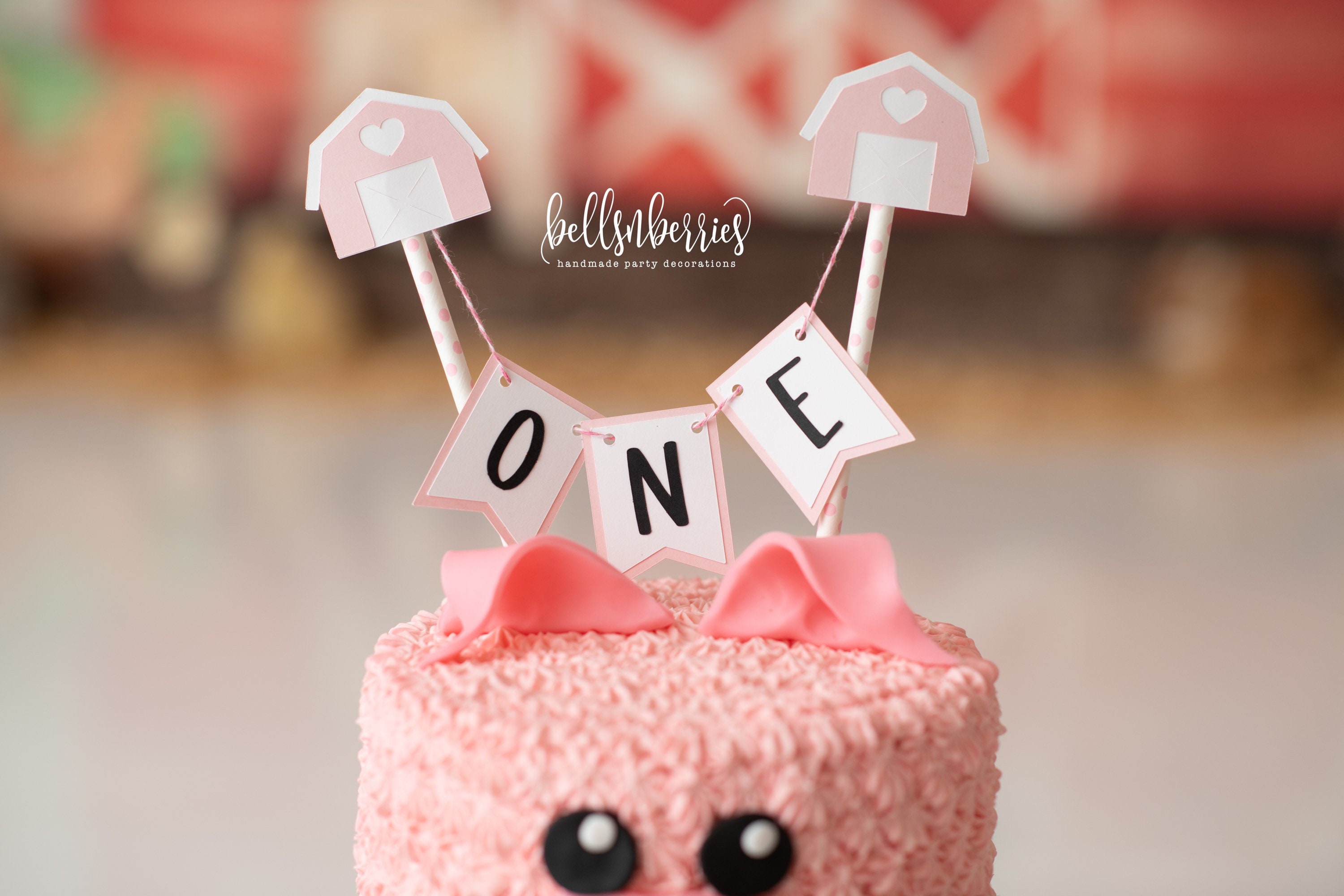 Pink Barn Cake Bunting Topper / Smash Cake Topper / Topper de pastel de paja / Fiesta de granja / Decoración de cumpleaños de animales de granja