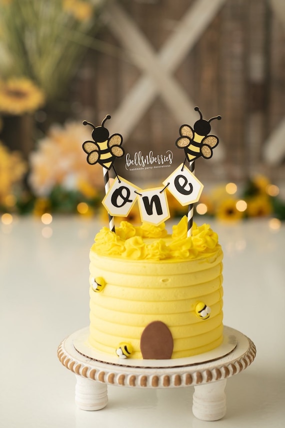 Bumble Bee First Birthday, Bumble Bee Cake Topper, Bumble Bee Party  Decorations, Fun to Bee One, Sweet as Can Bee, Bee Smash Cake Topper -   Norway