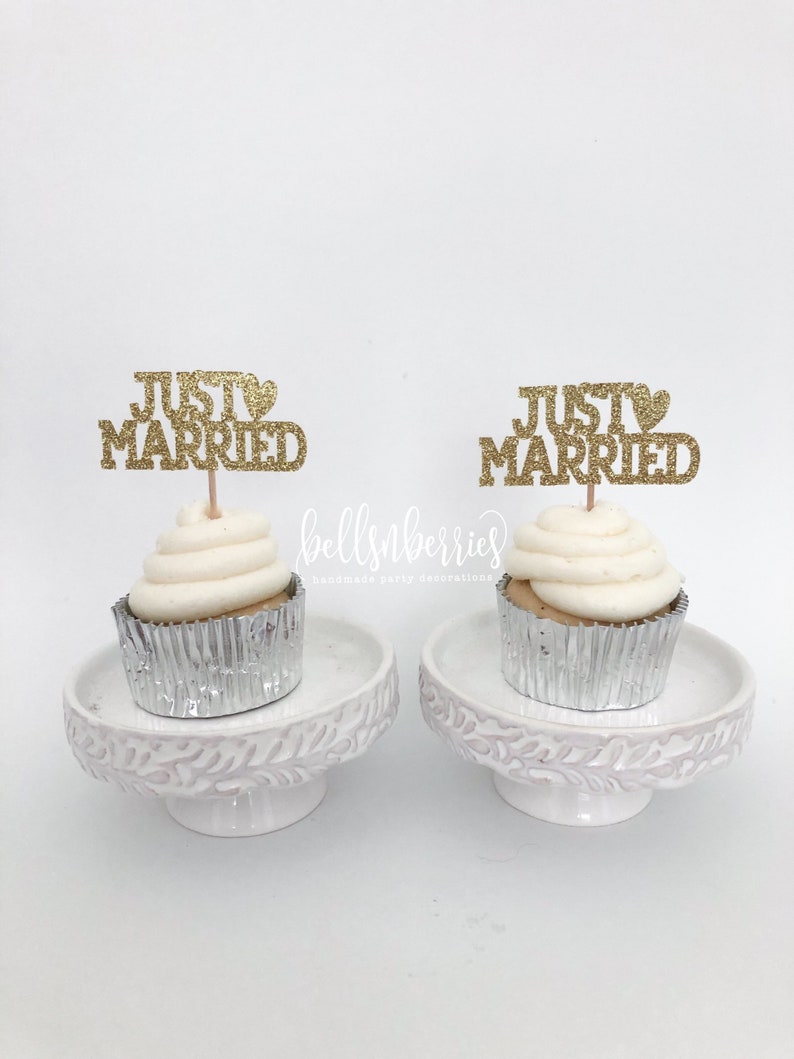Just Married Cupcake Toppers / Wedding Cupcake Toppers / Etsy