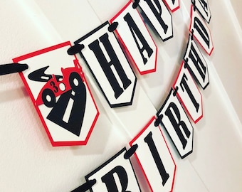 Race Car Happy Birthday Banner: Cardstock Party Decor