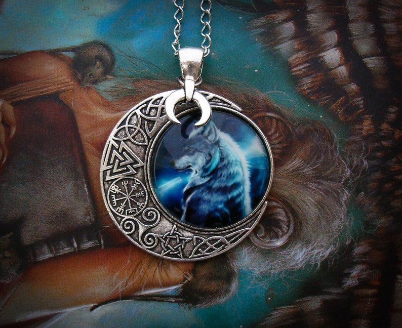 Night Wolf Necklace Viking Crescent Moon Celtic Vegvísir Triskele Pagan Talisman Shaman Norse Mythology Wiccan image 3