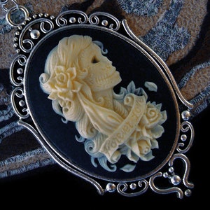 Valentijnsdag - Día de los Muertos - Cameoketting - Suikerschedel - Dag van de Doden - Halloween - Gothic - Skelet - Macaber - Bizar