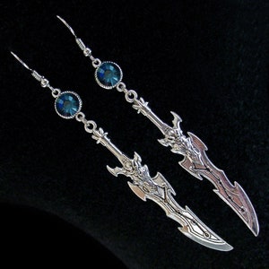 Medieval Sword Earrings : Get your own Heroic Fantasy Style !