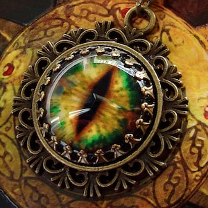 Green Yellow Dragon Eye Necklace - Medieval Fantasy - Pendant - Mythical - Snake - Reptile - Gothic - Witchy - Steampunk