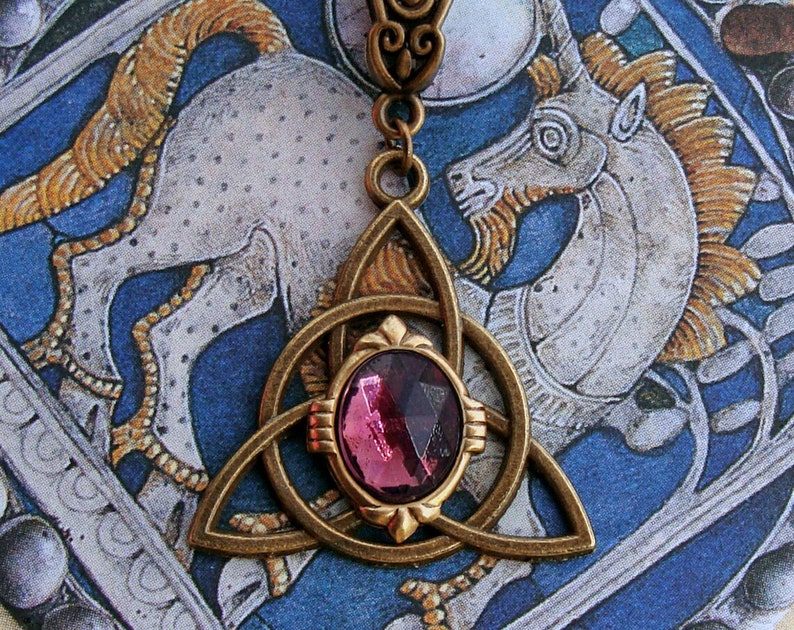 Celtic Knot Necklace Triquetra Pendant Viking Thor Freyja Odin Norse Mythology Pagan Symbol Bronze Amethyst Purple