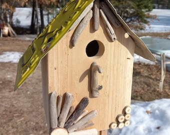 Wisconsin License Plate Birdhouse, Raw Cedar with Driftwood Accents