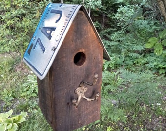Reclaimed Barnwood Birdhouse with Connecticut License Plate Roof