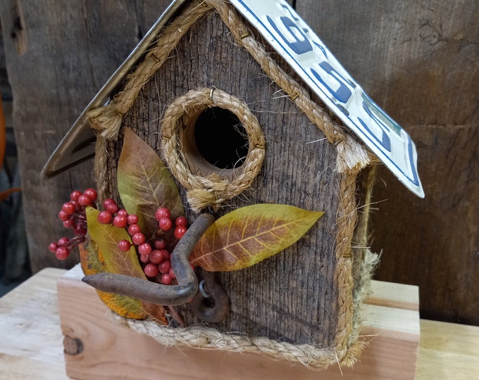 Barn Wood Bluebird Birdhouse With Virginia License Plate Roof an Old ...