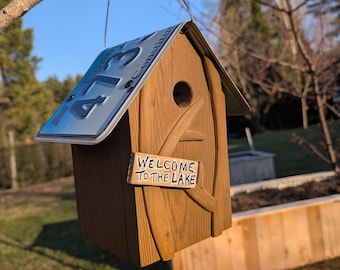 Rustic Birdhouse with Connecticut License Plate Roof & Branch Design Welcome to the Lake sign