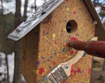 Wisconsin license plate birdhouse with screwdriver perch painter's handyman special