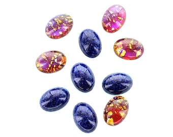 Cabochons in two colour variations. 18x13mm.  Price is for 2 pieces