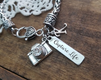 Gift for photographer, Capture life bracelet, camera charm bracelet,  photography bracelet, personalized photography charm bracelet